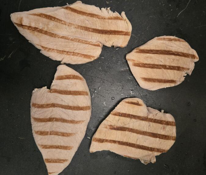 Industrial meat grill marker for chicken breast fillets